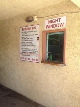Motel Simplestay - Downtown