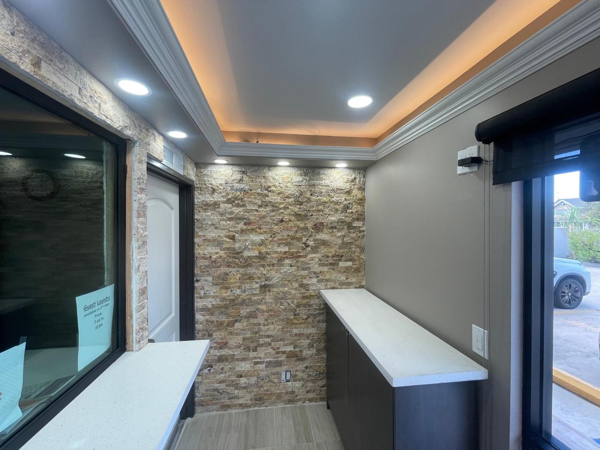 Motel Simplestay - Downtown